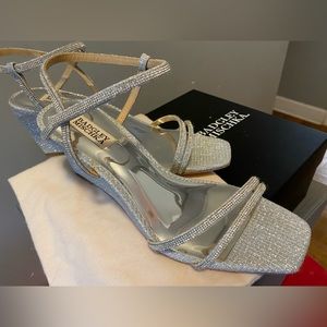 Badgley Mischika Silver Sparkle wedge heel size 9 NIB velcro ankle strap